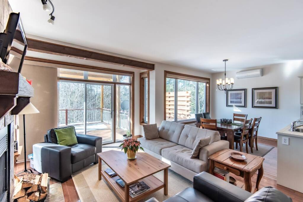 Condo On Golf Near Bike Trail W/ 2 Bdrm 2 Bath Mont-Tremblant Exterior foto