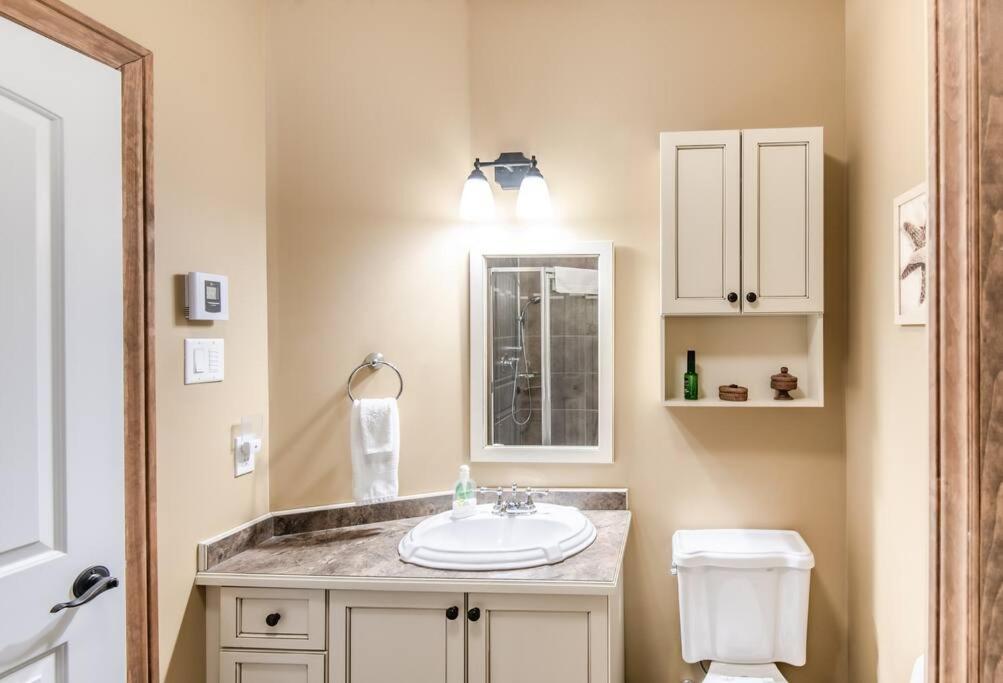 Condo On Golf Near Bike Trail W/ 2 Bdrm 2 Bath Mont-Tremblant Exterior foto