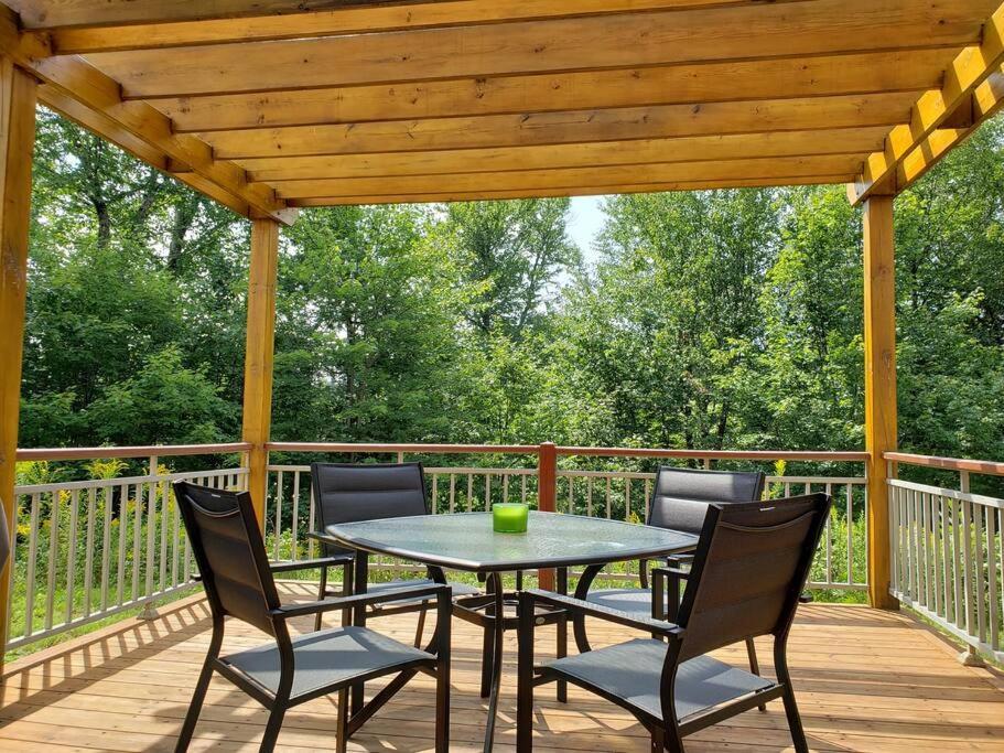 Condo On Golf Near Bike Trail W/ 2 Bdrm 2 Bath Mont-Tremblant Exterior foto