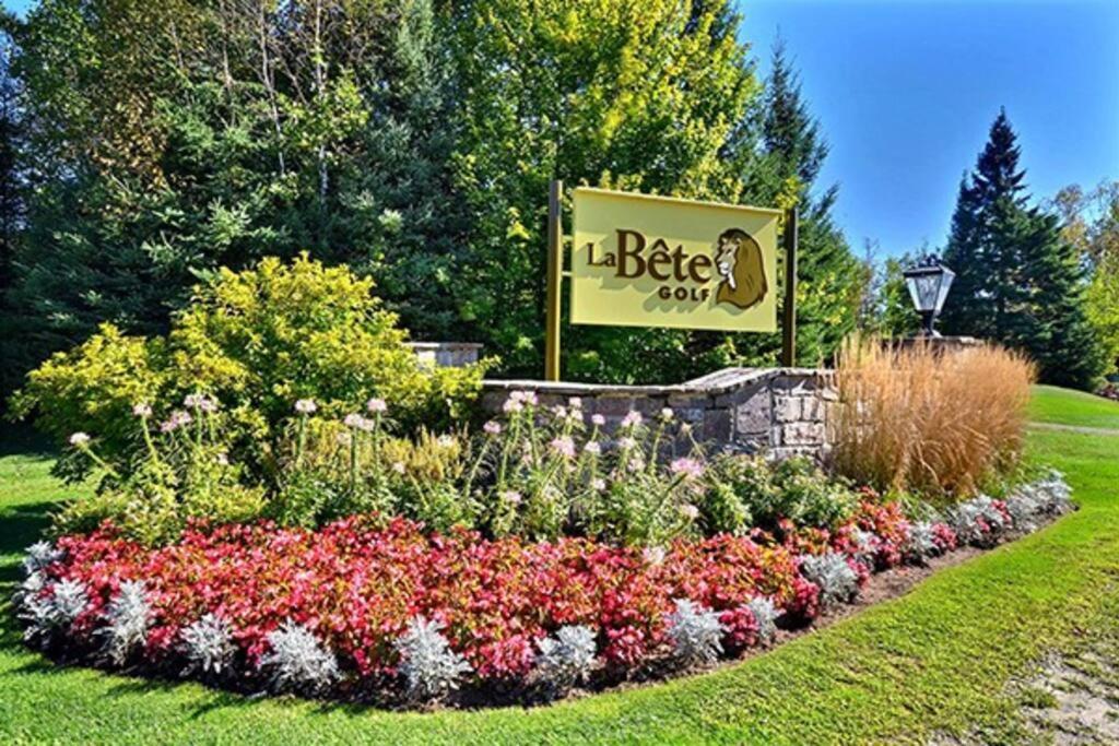 Condo On Golf Near Bike Trail W/ 2 Bdrm 2 Bath Mont-Tremblant Exterior foto